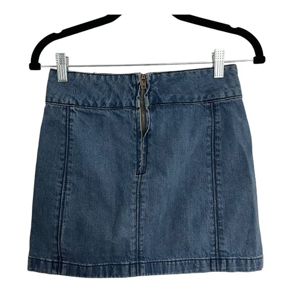 Free People Size 0 Zip to It Denim Mini Jean Skirt Chloe Wash Boho - Picture 5 of 10